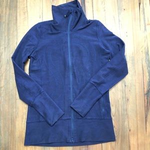 Like-new Lululemon Athletica In-Stride, size 8